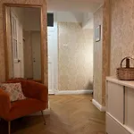 Spacious & Stylish In Center Reval