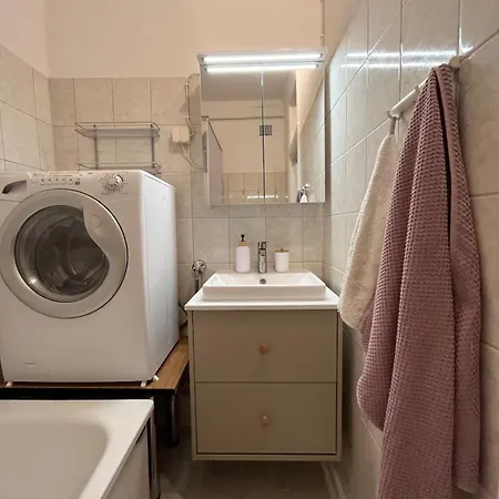 Διαμέρισμα Spacious & Stylish In Center *